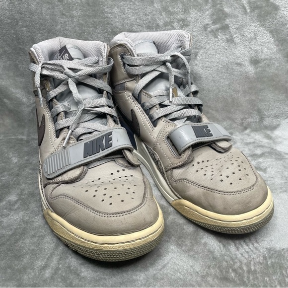 Nike Air Jordan Legacy 312 Wolf Grey Lace Up Sneakers Size 10 - Picture 2 of 10